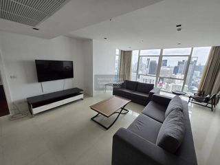 À louer 3 chambres condo à Pathum Wan, Bangkok