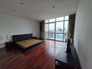 À louer 3 chambres condo à Pathum Wan, Bangkok