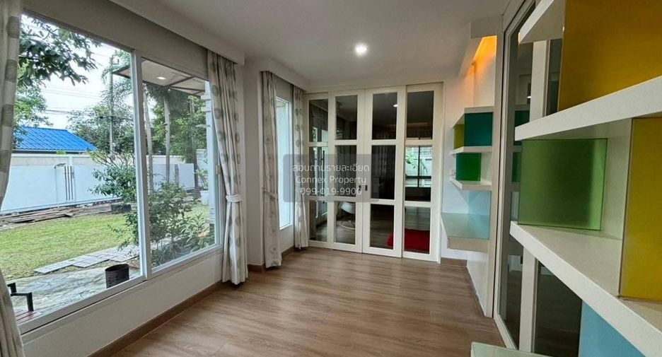 For rent 3 bedrooms house in Bang Kapi, Bangkok