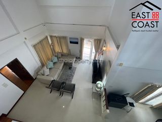 Casa en alquiler de 3 habitaciones en Bang Lamung, Chonburi