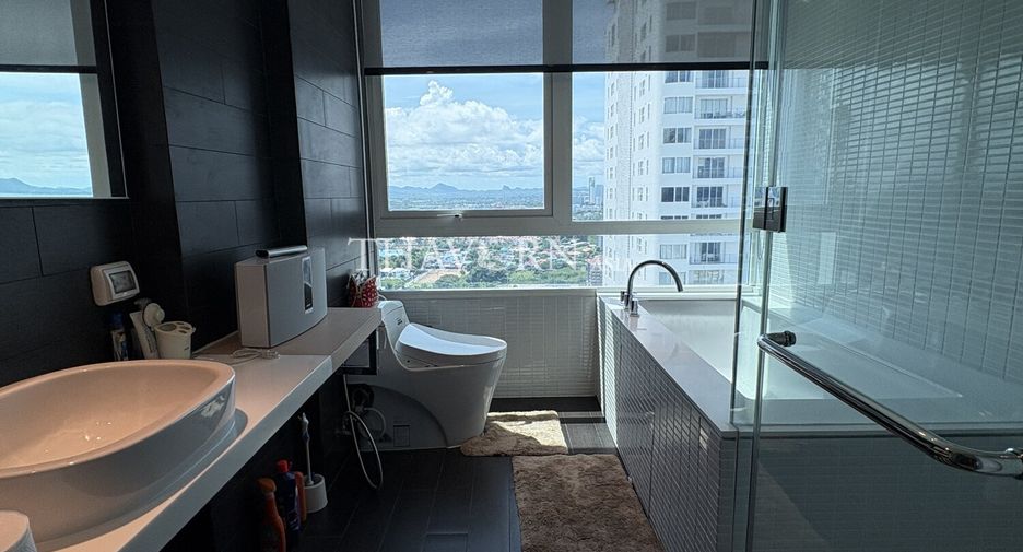 Condo en venta de 3 habitaciones en Bang Lamung, Chonburi