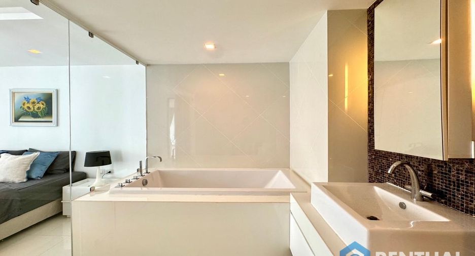 For sale 3 bedrooms condo in Bang Lamung, Chonburi