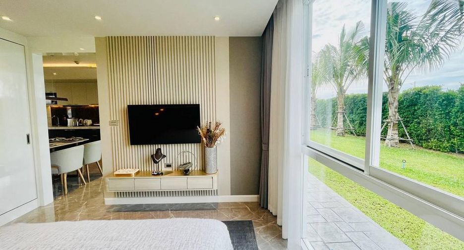 For sale 2 bedrooms condo in East Pattaya, Pattaya