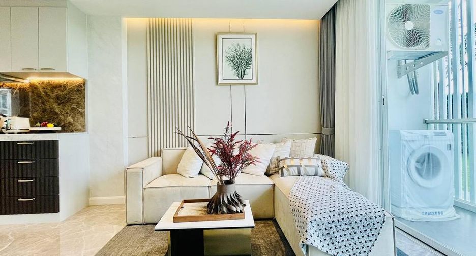 For sale 2 bedrooms condo in East Pattaya, Pattaya