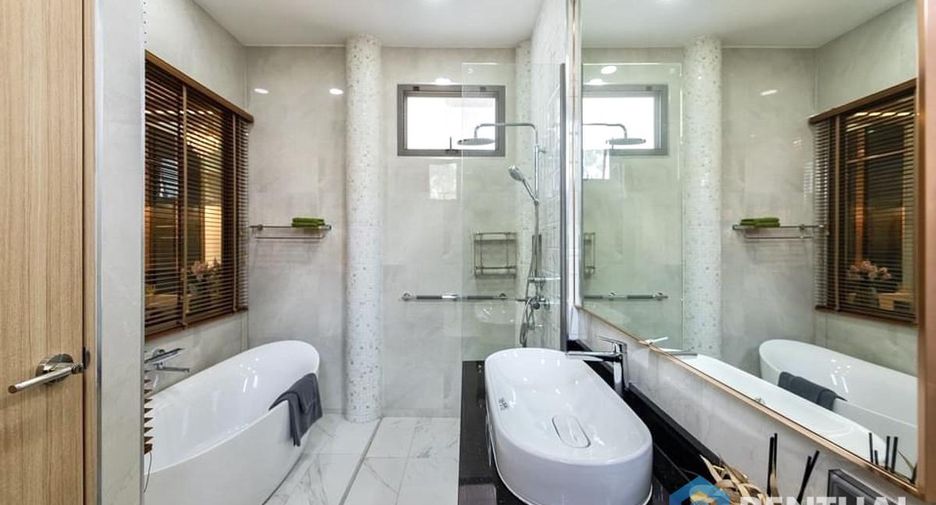 For sale 6 bedrooms villa in Bang Lamung, Chonburi