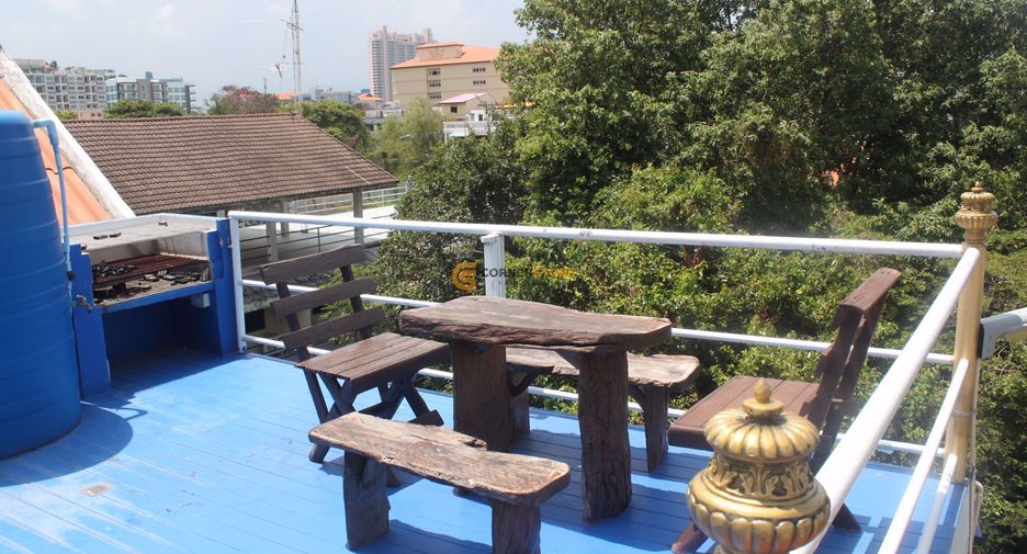 À louer et à vendre 5 chambres maison à Bang Lamung, Chonburi