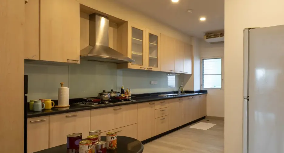 Wohnung zur Miete mit 3 Zimmer in Watthana, Bangkok