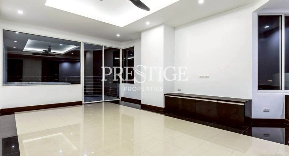 À vendre 3 chambres condo à Bang Lamung, Chonburi