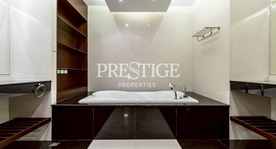 À vendre 3 chambres condo à Bang Lamung, Chonburi