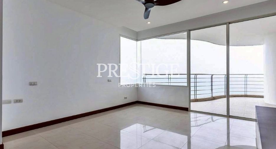 À vendre 3 chambres condo à Bang Lamung, Chonburi