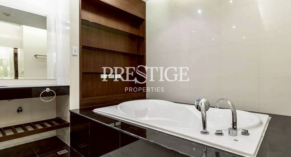 À vendre 3 chambres condo à Bang Lamung, Chonburi