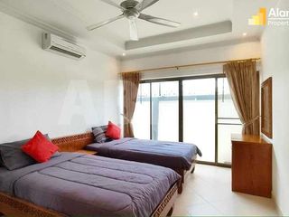 Haus zur Miete mit 4 Zimmer in Bang Lamung, Chonburi
