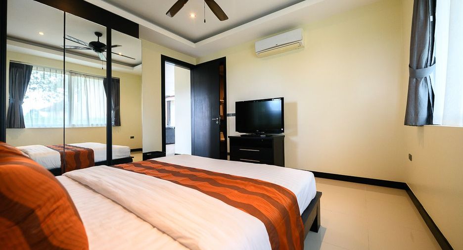 À louer 4 chambres maison à East Pattaya, Pattaya