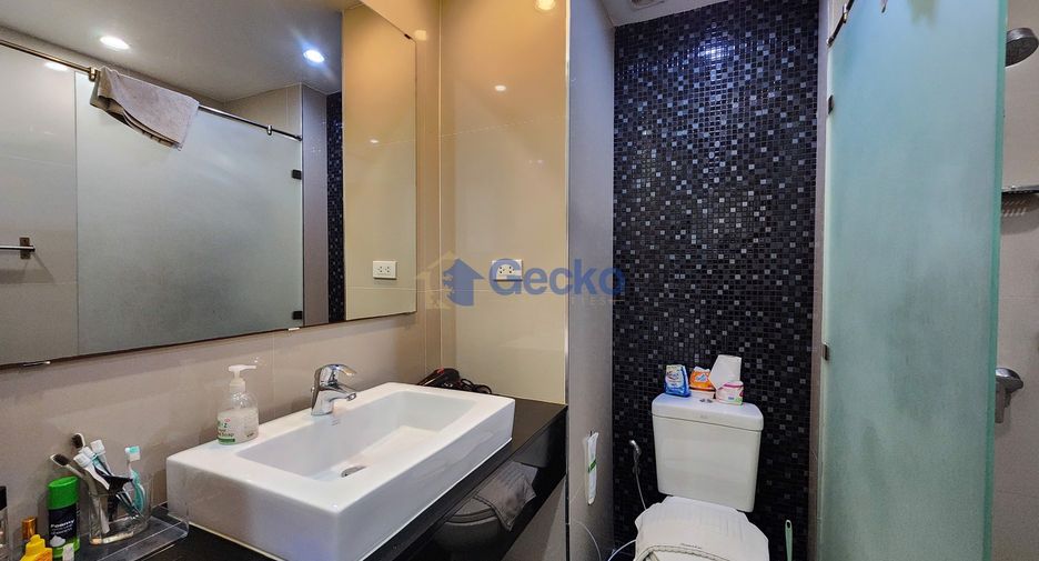 For sale 1 bed condo in Bang Lamung, Chonburi