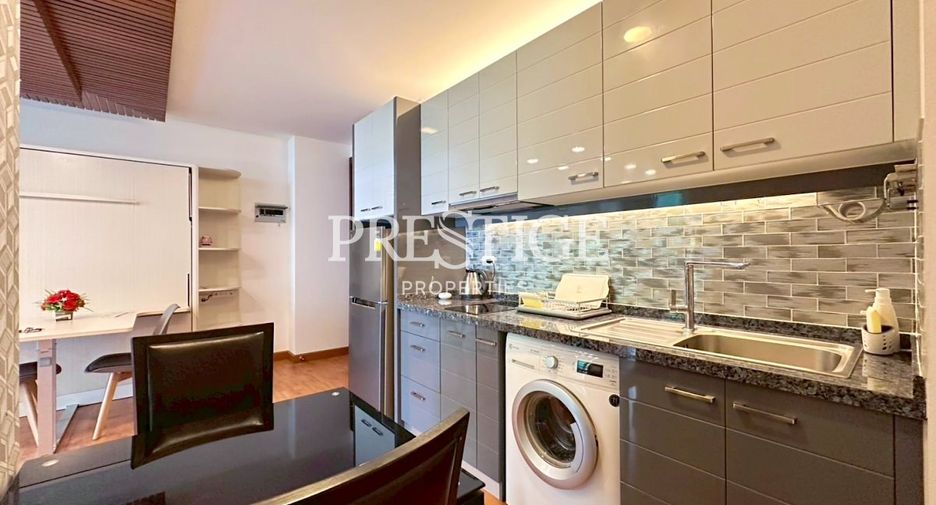 À vendre studio condo à Pratumnak, Pattaya