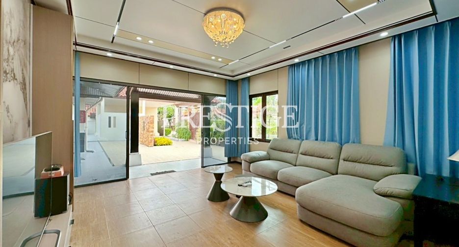 Haus zur Miete mit 4 Zimmer in Sattahip, Chonburi