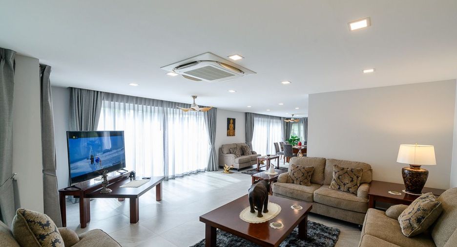 For sale 5 bedrooms house in Bang Lamung, Chonburi