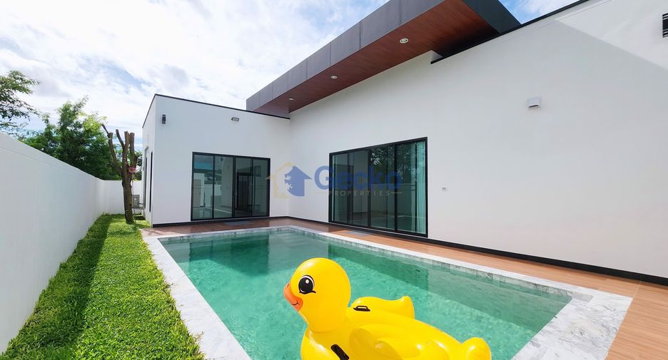 For sale 4 bedrooms house in Bang Lamung, Chonburi