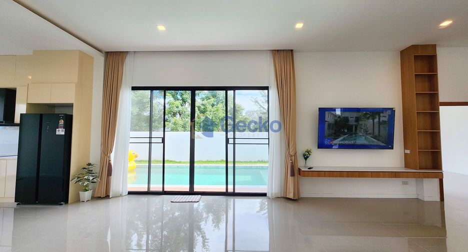 For sale 4 bedrooms house in Bang Lamung, Chonburi