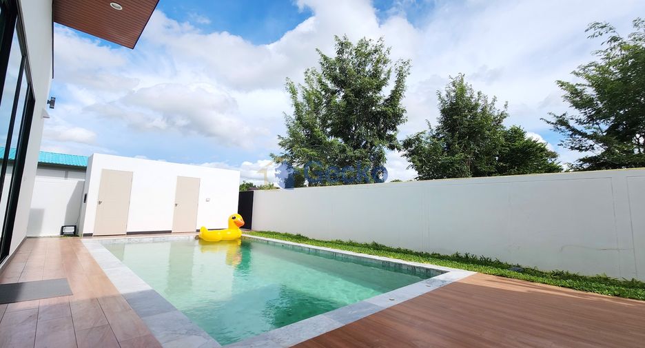 For sale 4 bedrooms house in Bang Lamung, Chonburi