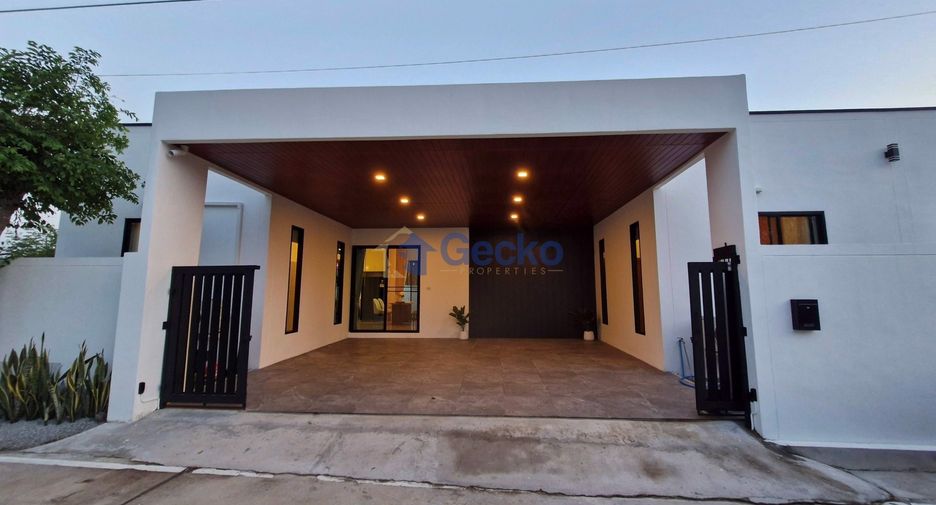 For sale 4 bedrooms house in Bang Lamung, Chonburi