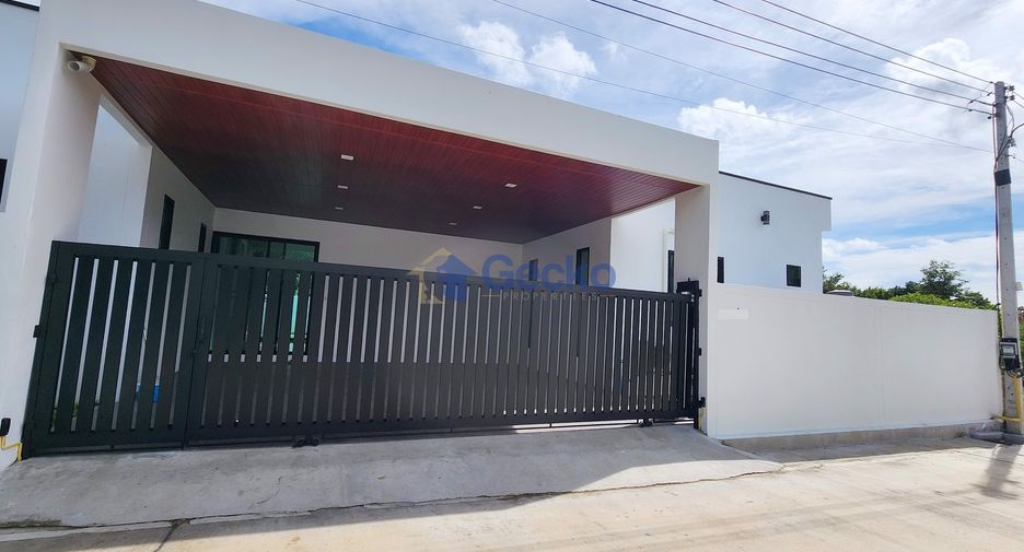For sale 4 bedrooms house in Bang Lamung, Chonburi