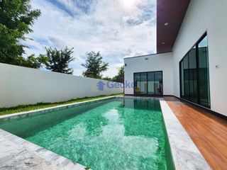 For sale 4 bedrooms house in Bang Lamung, Chonburi