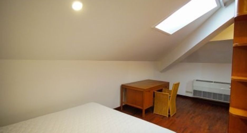 For rent 4 bedrooms condo in Watthana, Bangkok
