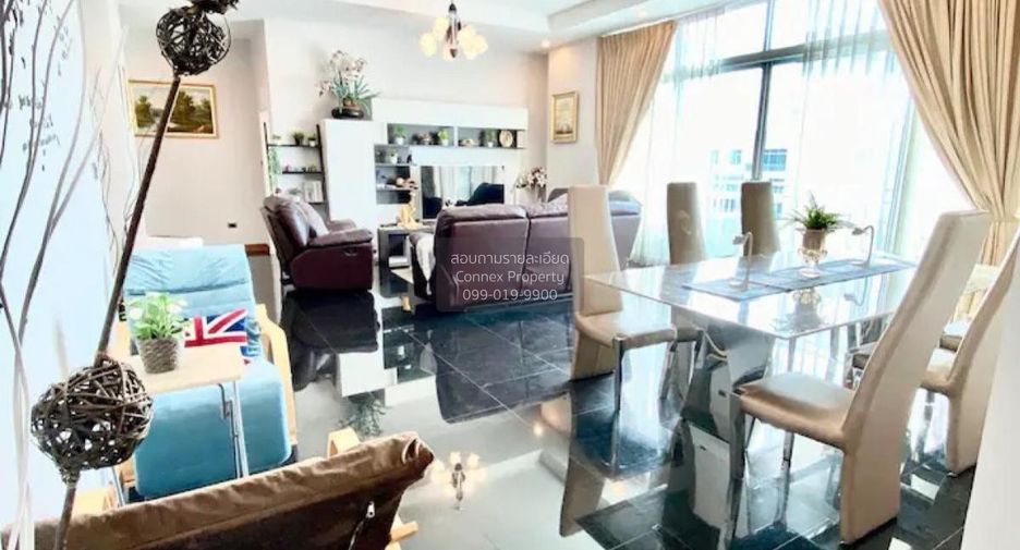 For rent 5 bedrooms condo in Huai Khwang, Bangkok