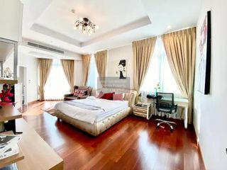 ให้เช่า 5 ห้องนอน คอนโด ใน ห้วยขวาง, กรุงเทพฯ