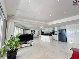 出售 2 卧室 公寓 在 Bang Lamung, Chon Buri