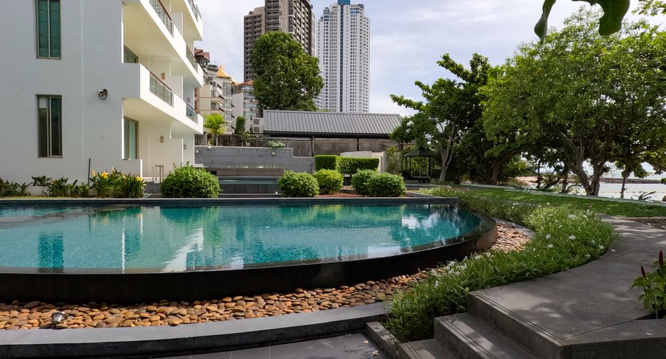 Condo en venta de 3 habitaciones en Bang Lamung, Chonburi