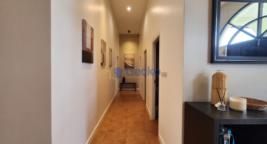 For sale 5 bedrooms house in Bang Lamung, Chonburi
