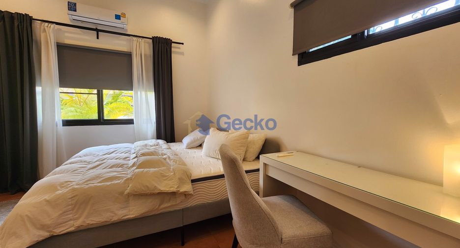 For sale 5 bedrooms house in Bang Lamung, Chonburi
