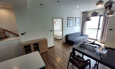 Condo en alquiler de 2 habitaciones en Khlong Toei, Bangkok