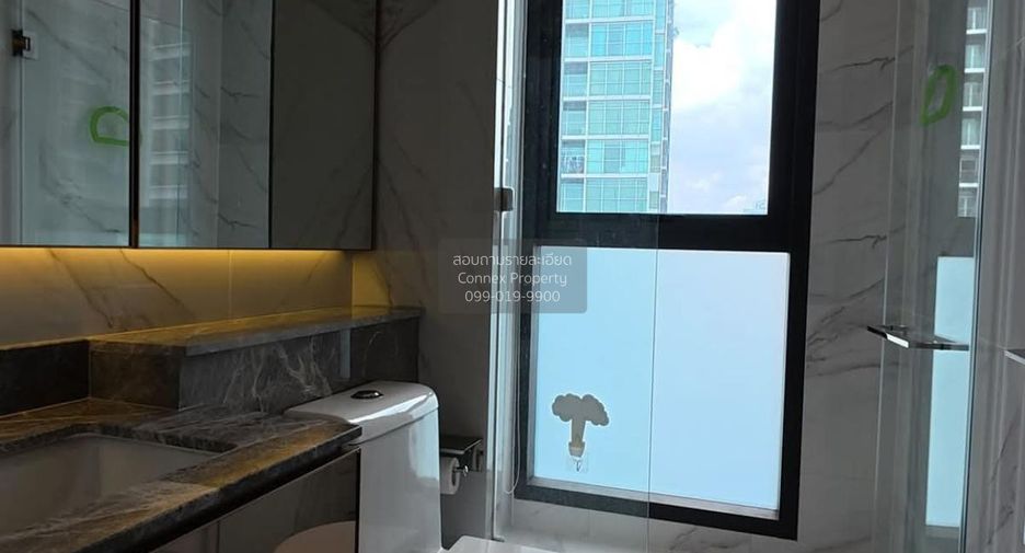 For sale 4 bedrooms condo in Sathon, Bangkok