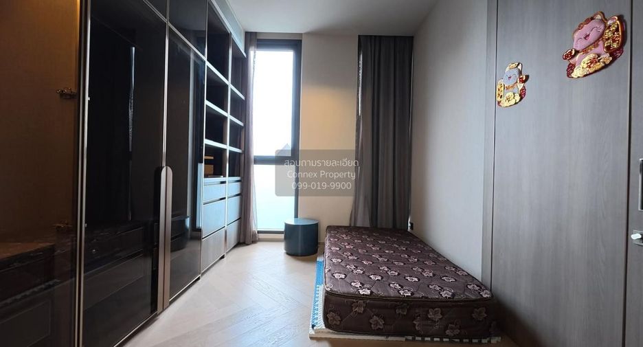 For sale 4 bedrooms condo in Sathon, Bangkok