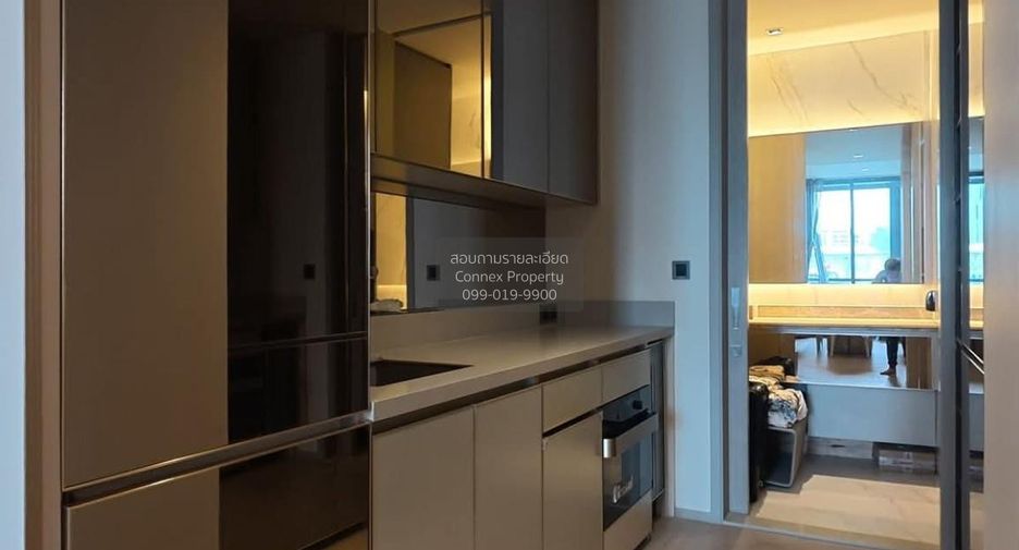 For sale 4 bedrooms condo in Sathon, Bangkok