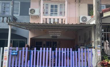 出售 3 卧室 联排别墅 在 Sam Phran, Nakhon Pathom