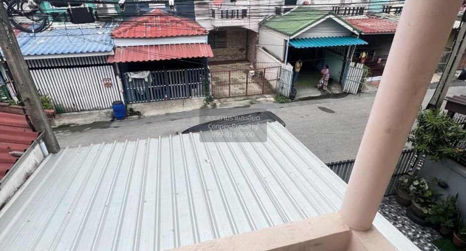 出售 3 卧室 联排别墅 在 Sam Phran, Nakhon Pathom