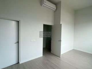 出售 2 卧室 联排别墅 在 Bang Khen, 曼谷
