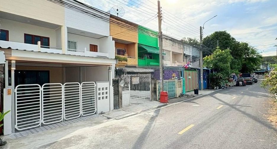 For sale 2 bedrooms townhouse in Bang Bua Thong, Nonthaburi