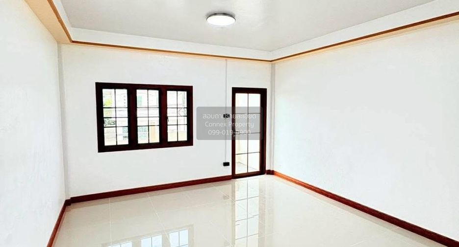 For sale 2 bedrooms townhouse in Bang Bua Thong, Nonthaburi