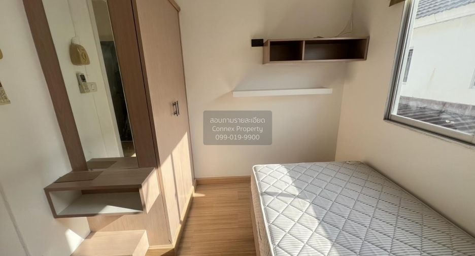 Casa adosada en venta de 4 habitaciones en Khlong Luang, Pathum Thani