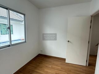 For sale 3 bedrooms townhouse in Sam Phran, Nakhon Pathom