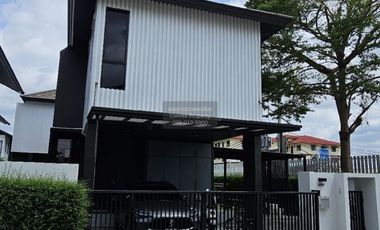 Casa en venta de 3 habitaciones en Sai Mai, Bangkok