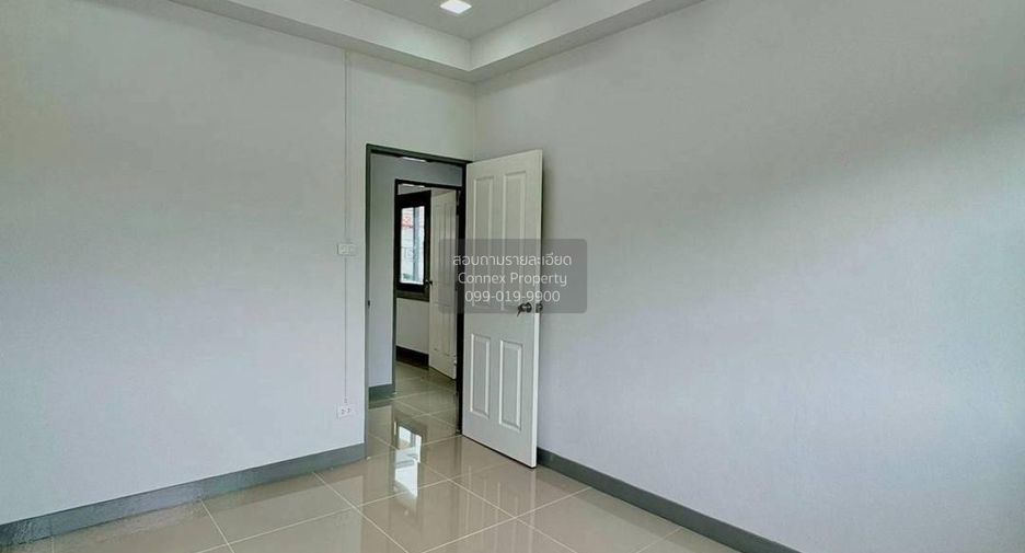 For sale 3 bedrooms townhouse in Pak Kret, Nonthaburi
