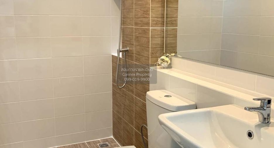 For sale 3 bedrooms townhouse in Bang Phli, Samut Prakan