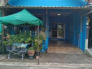 For sale 2 bedrooms townhouse in Mueang Samut Sakhon, Samut Sakhon