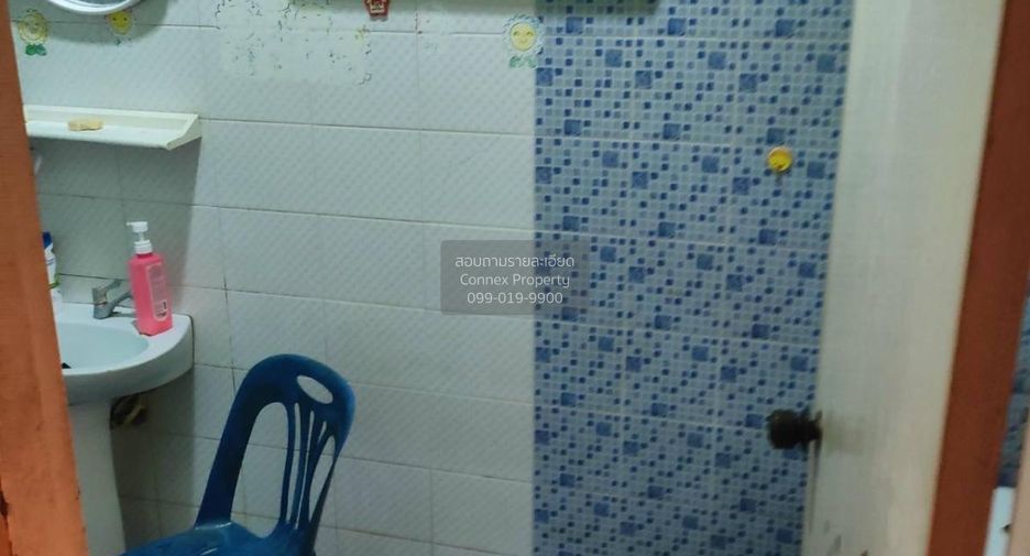 For sale 2 bedrooms townhouse in Mueang Samut Sakhon, Samut Sakhon